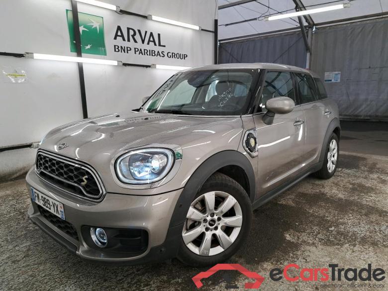 MINI Countryman / 2016 / 5P / Crossover Cooper SE ALL4 Busi Design 136+88ch BVA6 #1