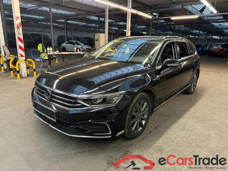 Passat Variant GTE 1.4 TSI 160KW AT6 E6d #1