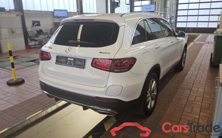 Mercedes-Benz GLC (BM 253)(06.2015->) DE - SUV5 GLC 300 de EU6d, de AMG Line 4Matic (EURO 6d), (Facelift) 2020 - 2022 #3