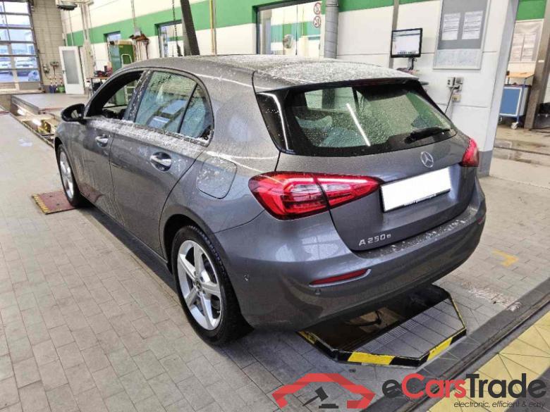 Mercedes-Benz A (BM 177)(03.2018->) DE - LimS5 A 250 e EU6d, (EURO 6d), 2019 - 2022 #4