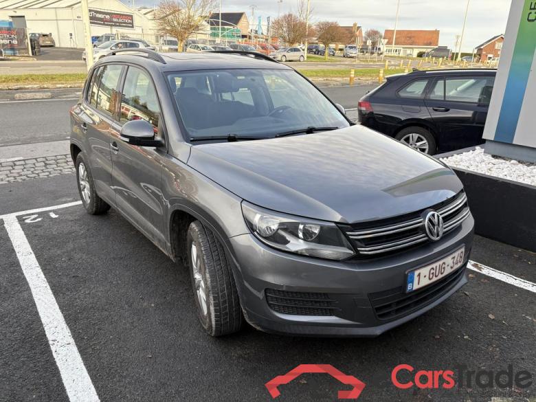 VOLKSWAGEN Tiguan Tiguan Trend & Fun 2.0 TDI BlueMotion Technology 81 kW (110 ch) 6 vitesses manuel #2