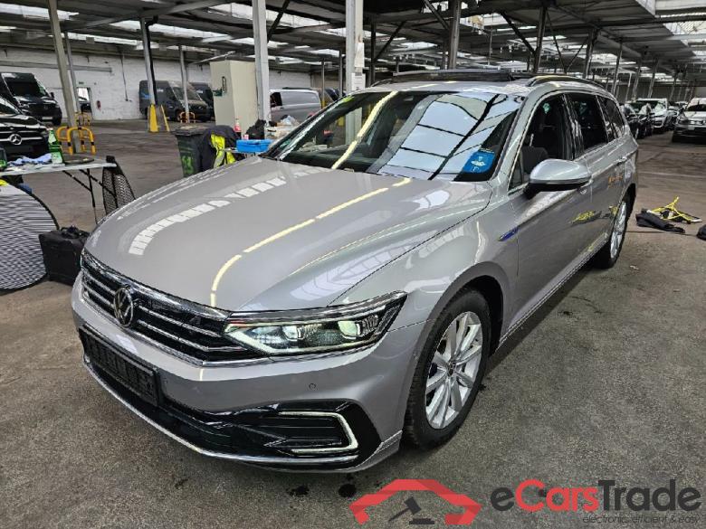 Passat Variant GTE 1.4 TSI 160KW AT6 E6d #1