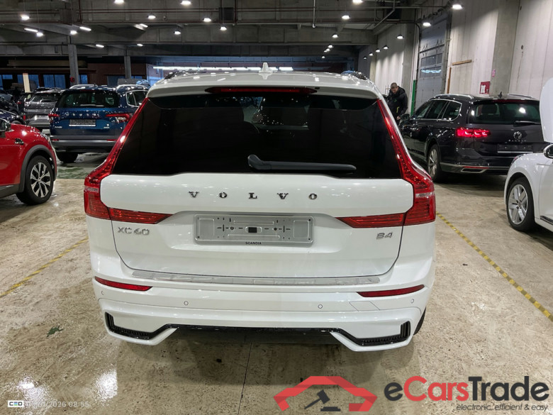 Volvo XC60 2.0 B4 D Aut. LED-Xenon Virtual Navi KeylessGo Klima PDC ... #4