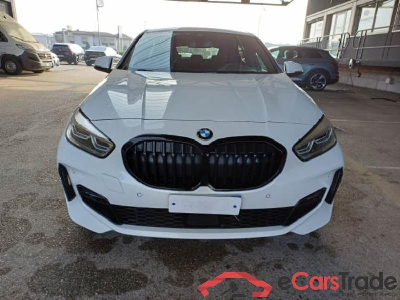 BMW SERIE 1 / 2019 / 5P / BERLINA 118D MSPORT #6