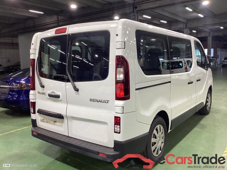 RENAULT TRAFIC PASSENGER DIESEL - 2014 1.6 dCi Grand Confort #4