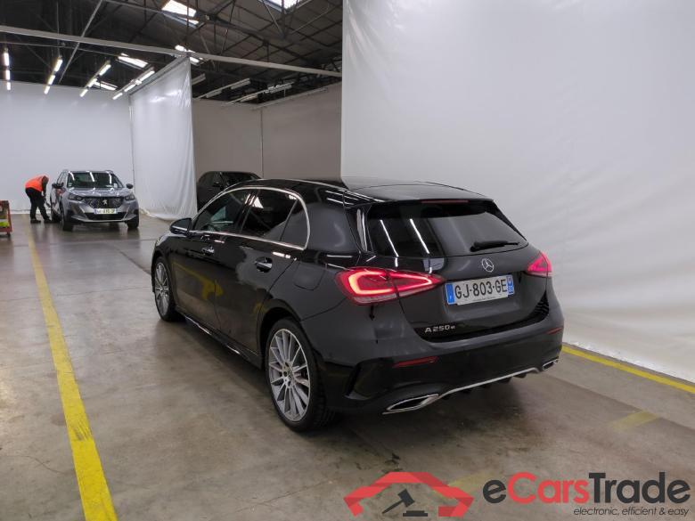 MERCEDES-BENZ Classe A Compact / 2018 / 5P / Berline A 250 e AMG Line 8G-DCT #4