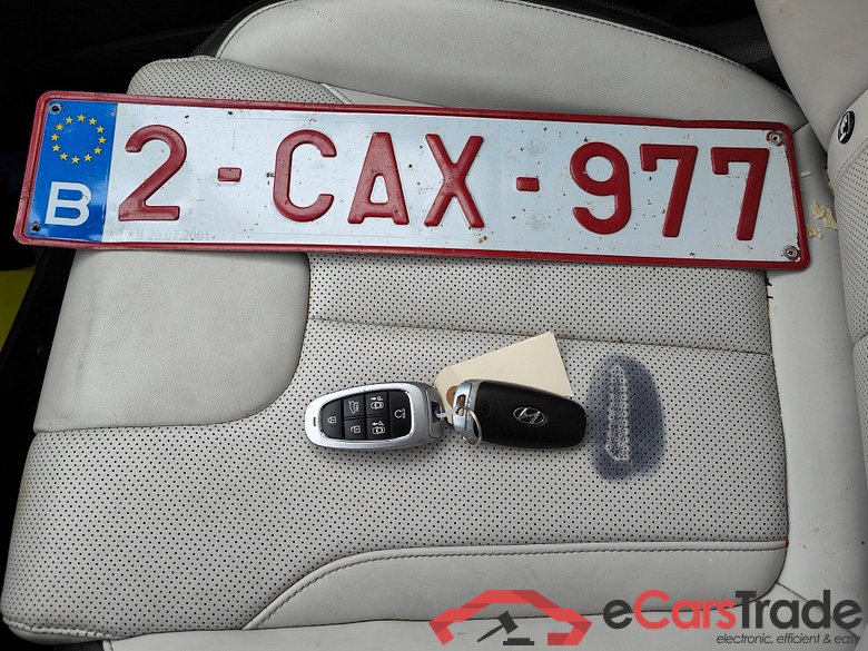 Hyundai Santa Fe 1.6 T-GDi Plug-in Hybrid 4x4 Shine Aut. 5d !!! Damaged Car !!! Enkel IB 2 aanwezig !!! #4