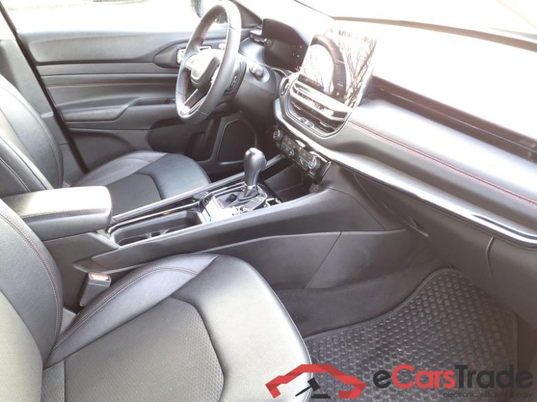 Jeep Compass 1.3i T4 Plug-In Hybrid Trailhawk eAWD Aut. LED Virtual Navi Leather KeylessGo Camera Klima PDC ... #4