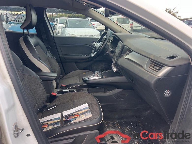 RENAULT Captur / 2020 / 5P / todoterreno Zen E-TECH Híbrido enchufable 160cv #6