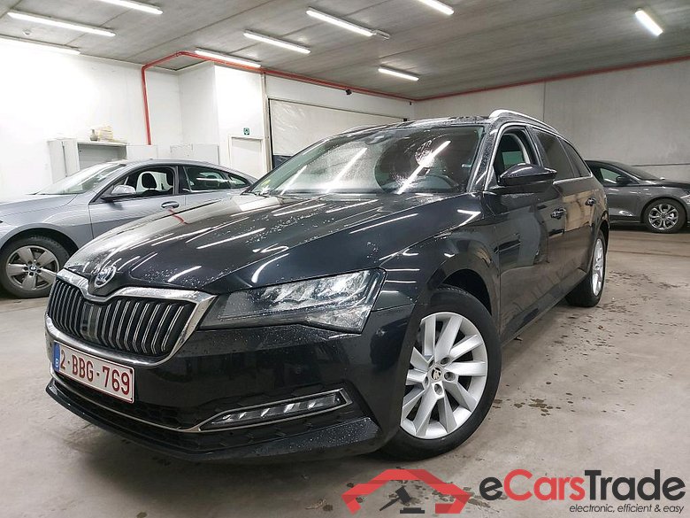 SKODA - SKO SUPERB COMBI CRTDI 150PK DSG7 Style Pack Corporate Plus & Comfort & GPS & Canton Sound