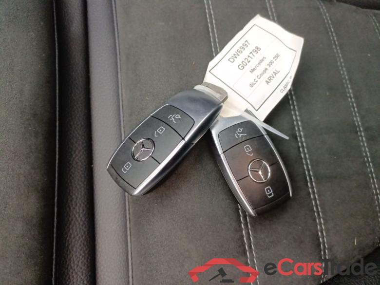 MERCEDES CLASSE GLC COUPE - 2019 GLC 300 258 4 Matic (EU6d-TEMP) 5d Auto #4