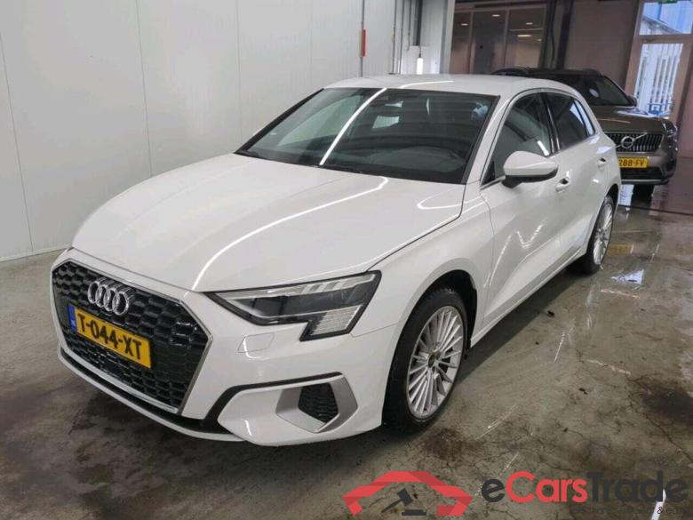 AUDI A3 Sportback 30 TFSI Adv edition #1