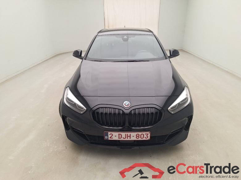 BMW, 1-serie '19, BMW 1 Reeks Hatch 116dA (85 kW) 5d