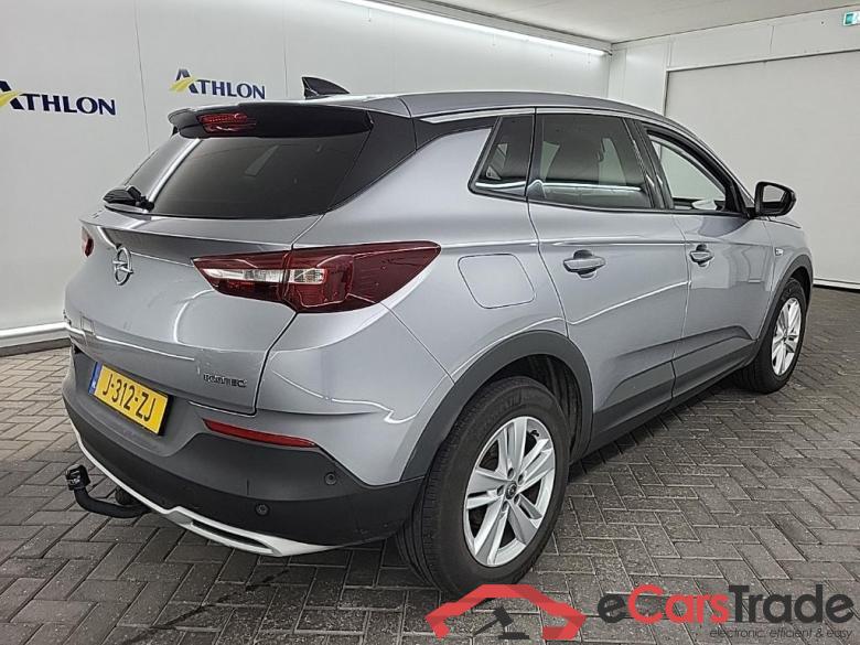 OPEL Grandland X 1.2 Turbo S&S 96kW Bus. Executive 5D #3