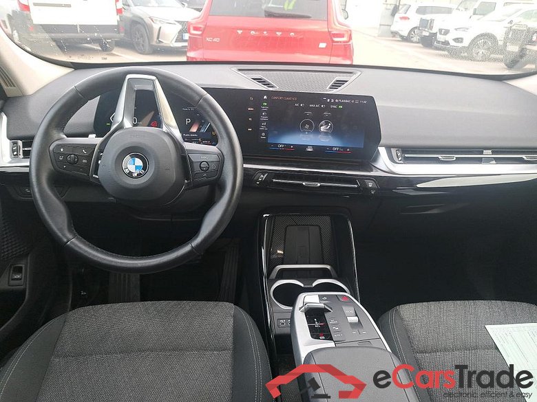 BMW X1 / 2022 / 5P / todoterreno sDrive18d #3