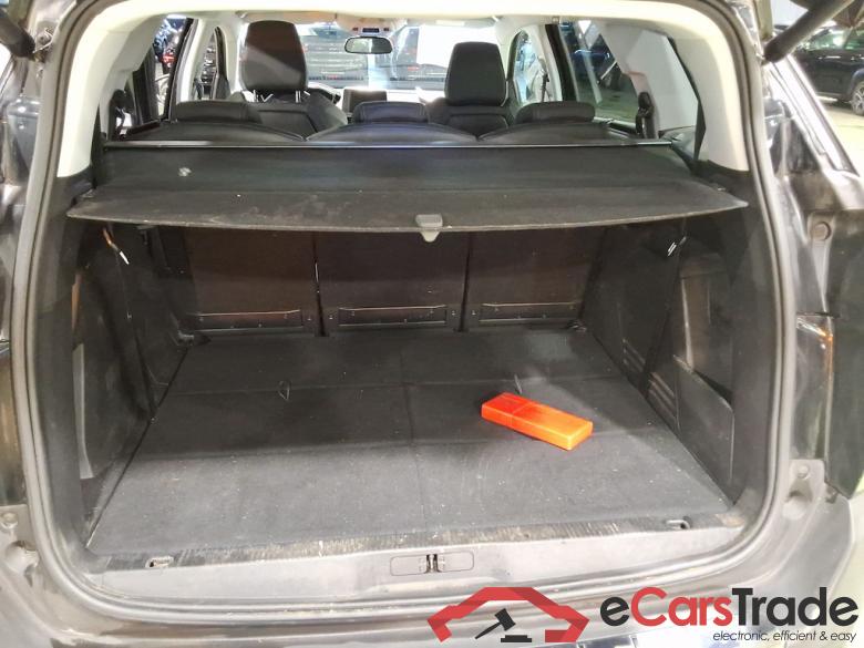 PEUGEOT 5008 - 2020 1.2 PureTech Allure #3