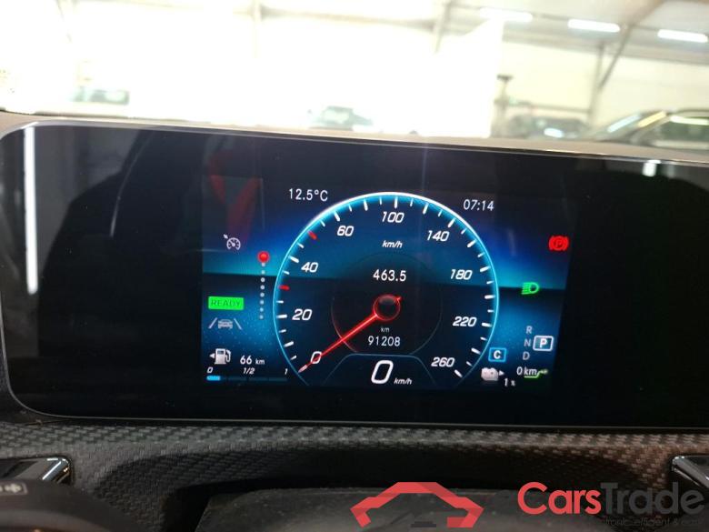 MERCEDES-BENZ Classe A Compact / 2018 / 5P / Berline A 250 e Business Line 8G-DCT #6