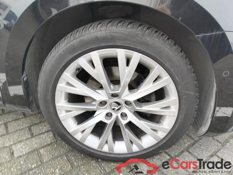 SKODA Superb Combi PHEV Superb Wagon Style 1,4 TSI iV 160 kW 6-speed automat. #6