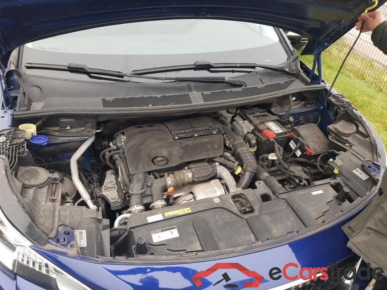 PEUGEOT 3008 1.6 BlueHDi Allure #6