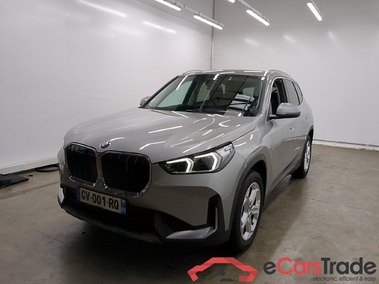 BMW X1 1.5 sDrive18i Aut. LED-Xenon LC-Pro Navi-Pro KeylessGo Camera Klima PDC ... #1