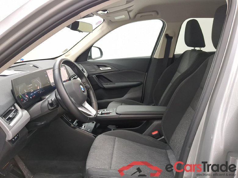 BMW X1 1.5 sDrive18i Aut. LED-Xenon LC-Pro Navi-Pro KeylessGo Camera Klima PDC ... #5