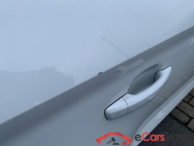 AUDI A3 Sedan Audi A3 Berline Ambition 1.6 TDI  81(110) kW(ch) 6 vitesses #5