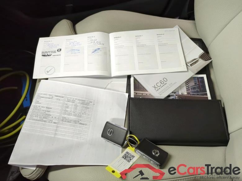 VOLVO XC60 T8 Twin Engine AWD Geartronic Inscription 5d 223kW #3