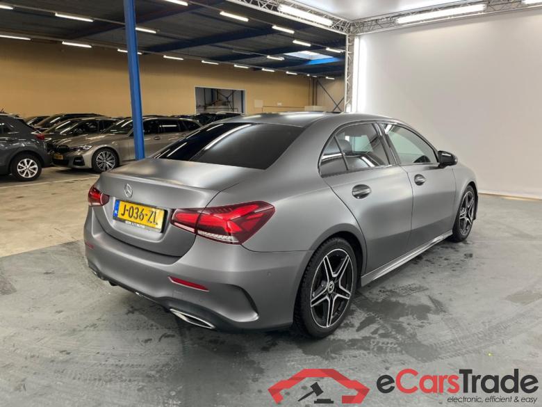 MERCEDES-BENZ A-KLASSE 180 Business Solution AMG #4