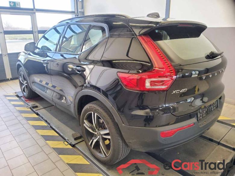Volvo XC40 (2017->) DE - SUV5 B4 2WD EU6d, R-Design (EURO 6d), 2020 - 2022 #4