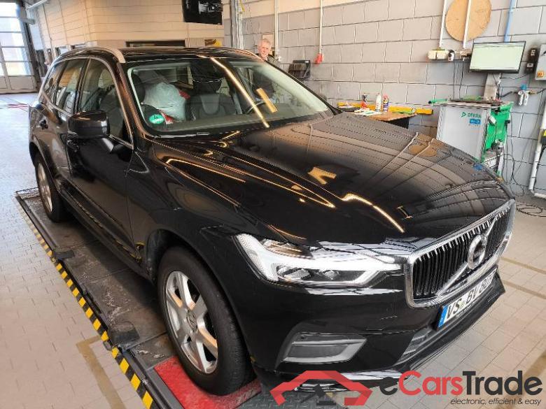 Volvo XC60 (03.2017->) DE - SUV5 B4 (Benzin) 2WD EU6d, Momentum Pro Mild-Hybrid (EURO 6d), 2020 - 2021 #2