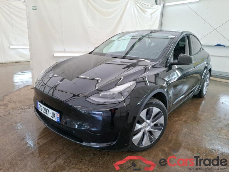 TESLA Model Y / 2021 / 5P / SUV RWD #1
