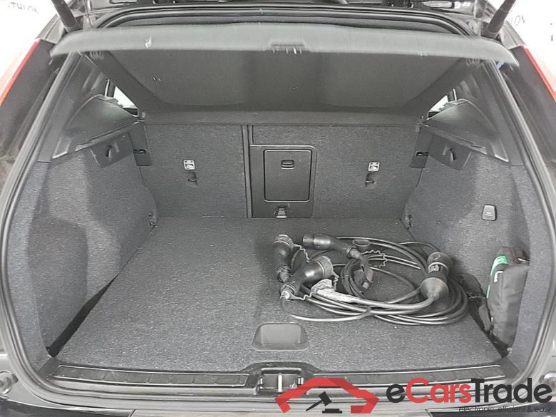 VOLVO XC40 Recharge P8 AWD R-Design 5D 300kW #5