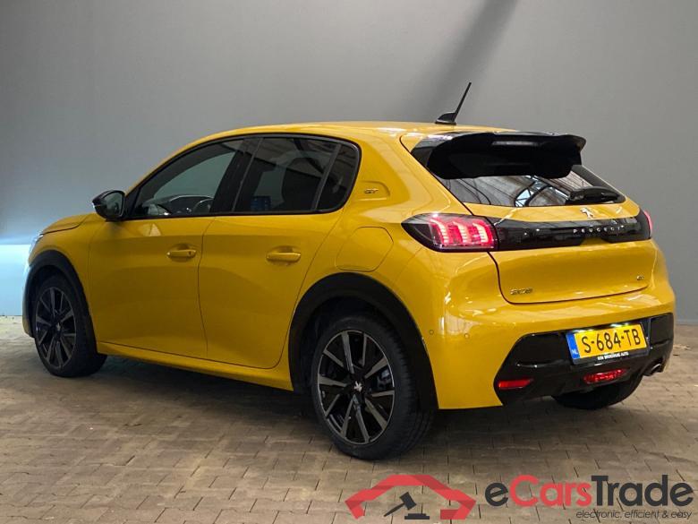 PEUGEOT 208 1.2 PureTech GT #4