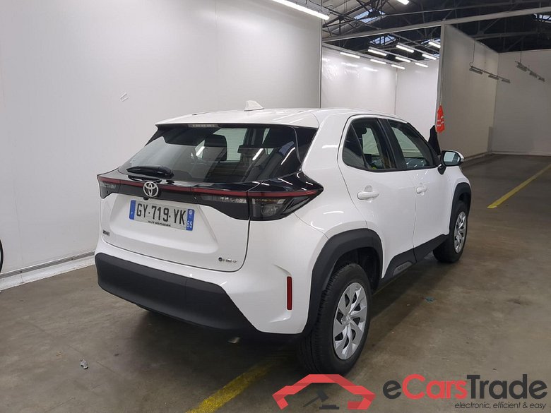 TOYOTA Yaris Cross Hybride / 2021 / 5P / SUV 1.5 HYBRID 116H DYNAMIC AUTO #3