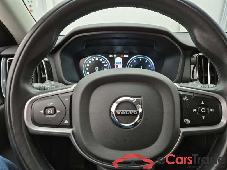 VOLVO V60 2.0 B3 Momen Bns #5