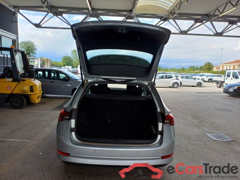 SKODA OCTAVIA WAGON / 2020 / 5P / STATION WAGON 1.5 E-TEC AMBITION DSG #5