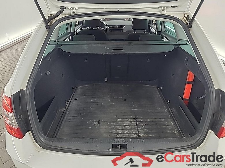 SKODA Octavia Combi 1.5 TSI Greentech Ambition Business DSG 5D 110kW #5