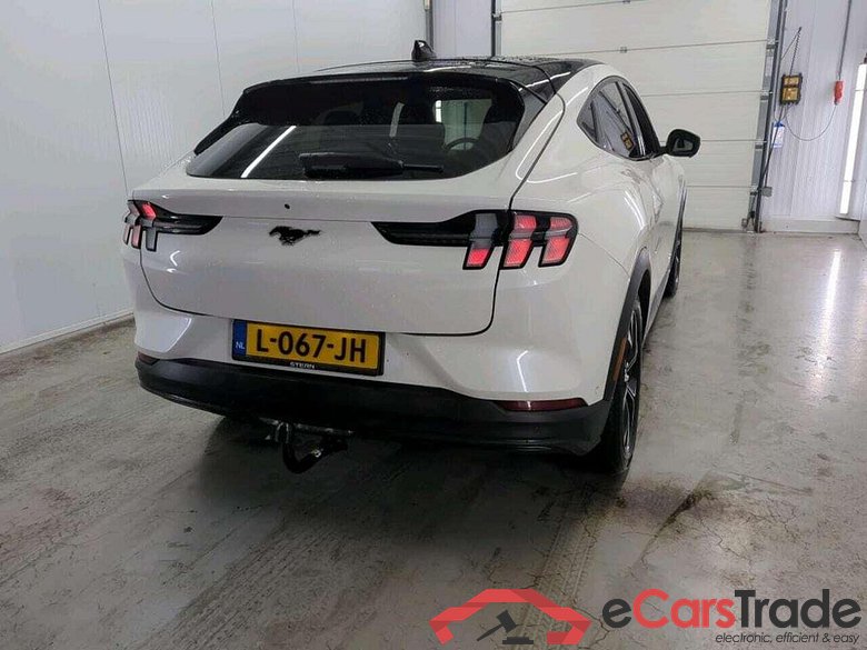 FORD Mustang Mach-E RWD 75 kWh #2