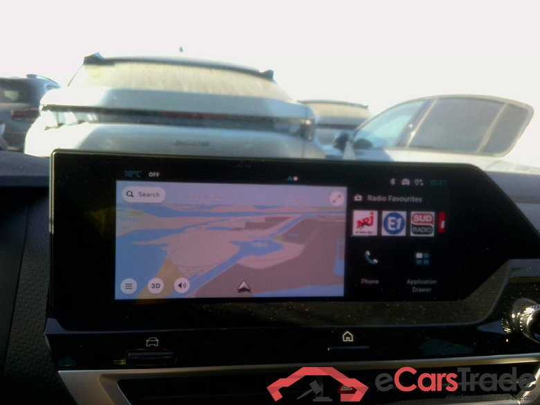 Citroen C4 MAX 1.2 Micro hybride Essence/Electrique 136hp #4