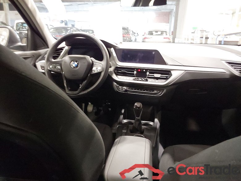 BMW 1 SERIES HATCH 1.5 116D (85KW) #6