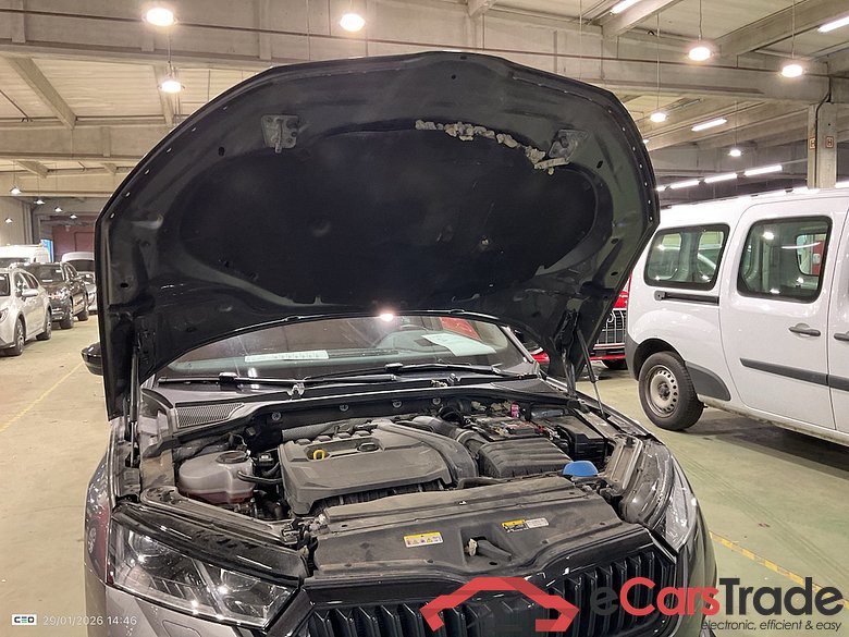 SKODA OCTAVIA COMBI 1.5 TSI MHEV 110KW DSG7 SPORTLINE #6