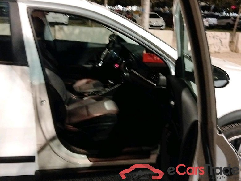 KIA Niro / 2019 / 5P / crossover 1.6 GDi HEV 104kW (141CV) Drive #6