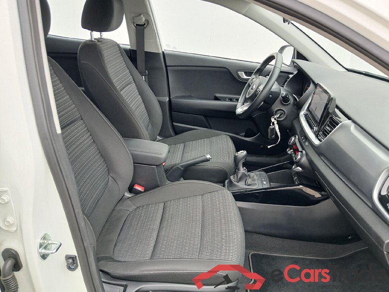 KIA Stonic / 2017 / 5P / todoterreno 1.0 T-GDi 74kW (100CV) MHEV iMT Drive #6