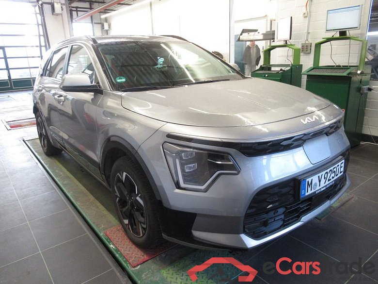 Kia Niro (SG2)(2022->) DE - SUV5, Spirit (64,8kWh), 2022 - 2022 #2