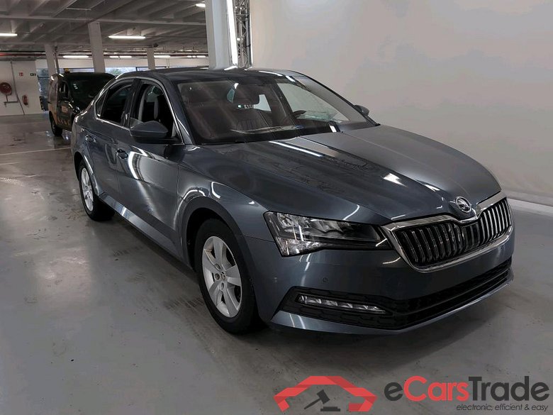 SKODA SUPERB 1.5 TSI ACT 110KW CLEVER #2