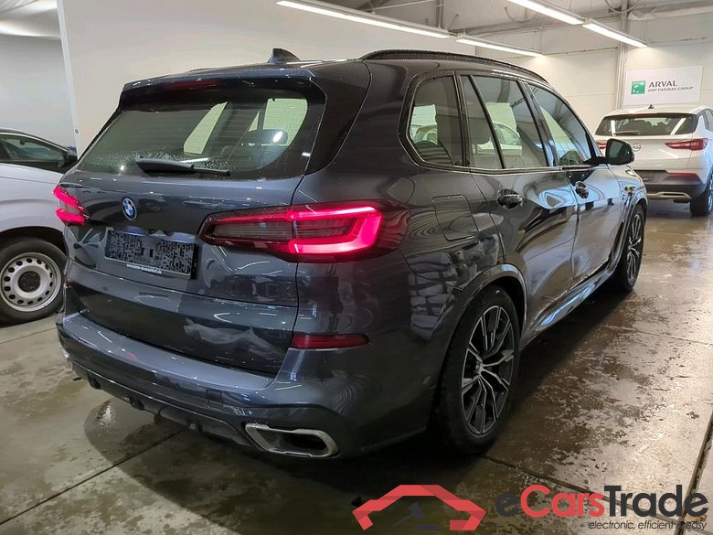 Baureihe X5 xDrive 45 e M Sport 3.0 290KW AT8 E6d #2