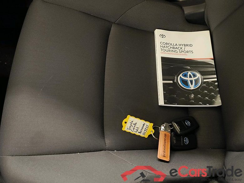 Toyota Corolla Hatchback 1.8 Hybrid Comfort 5d #4