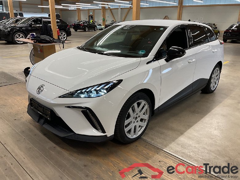 MG MG4 Luxury 5d 150kW