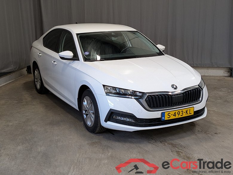 SKODA OCTAVIA 1.0 e-TSI BnsEdition #2