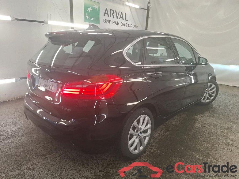 BMW Serie 2 Active Tourer / 2018 / 5P / monospace 225xe Business Design Auto #3